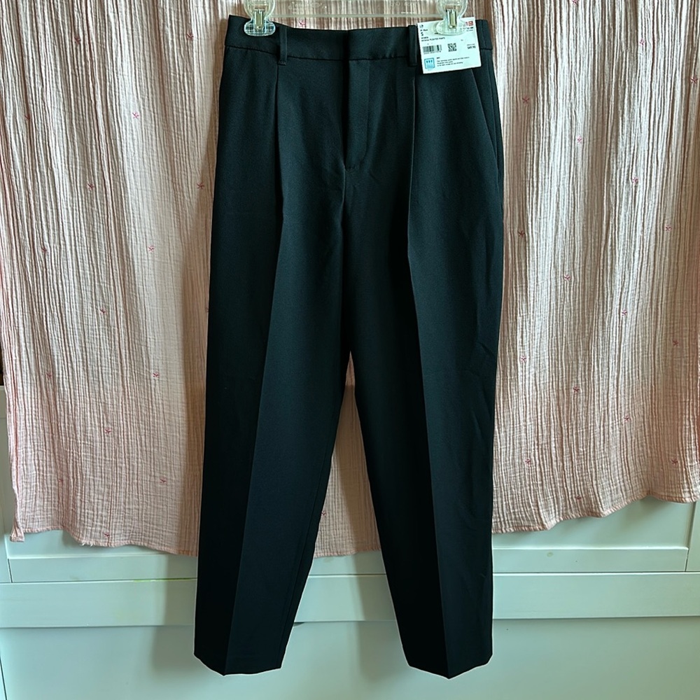 NWT Uniqlo Pleated Pants, S